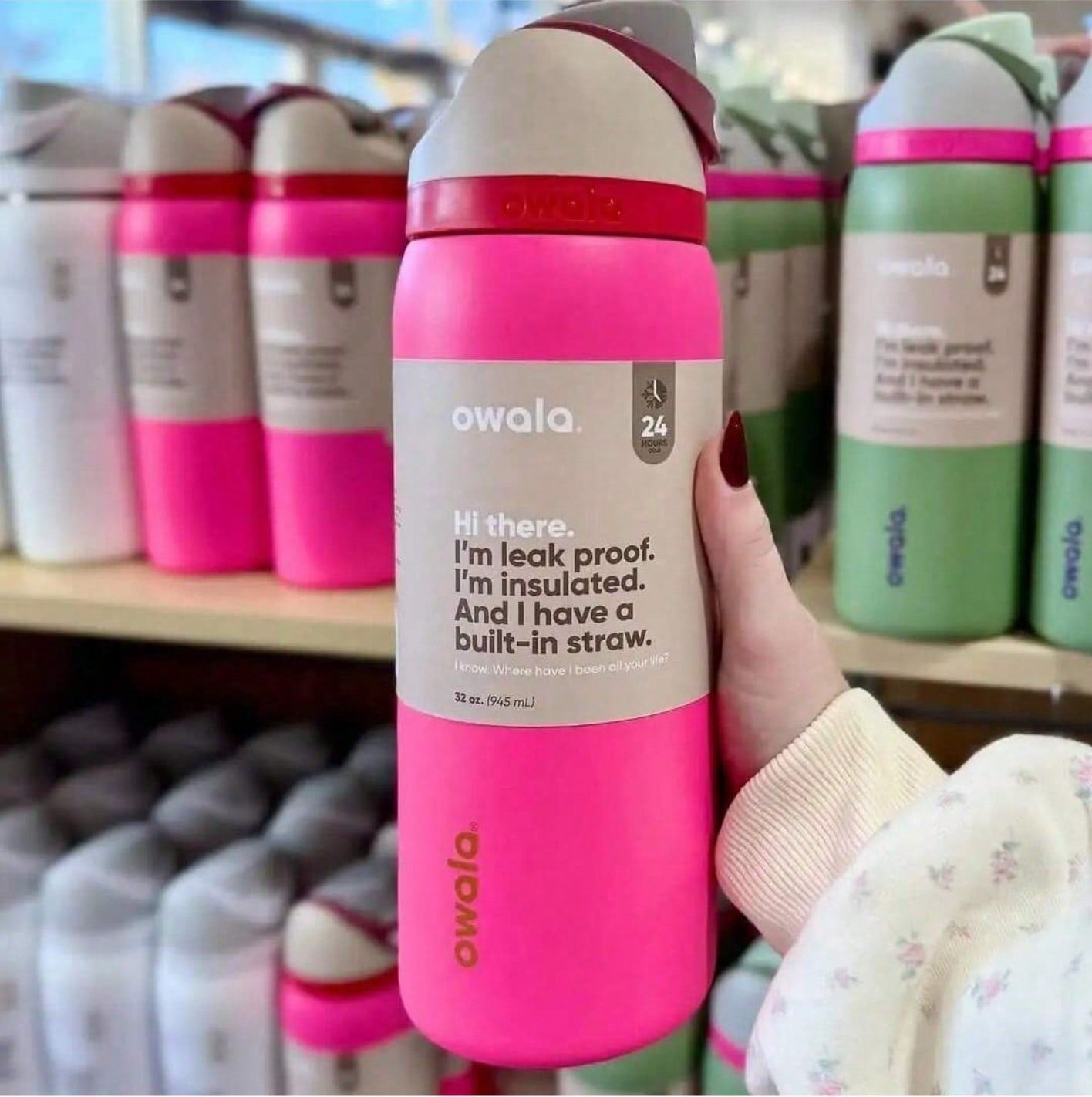 Owala Freesip 32Oz – Urban Outfitters Edition, Flower Crown, Tea Time Pink Hydration Bottle, Pillow Fight Cherry, Candy Coated