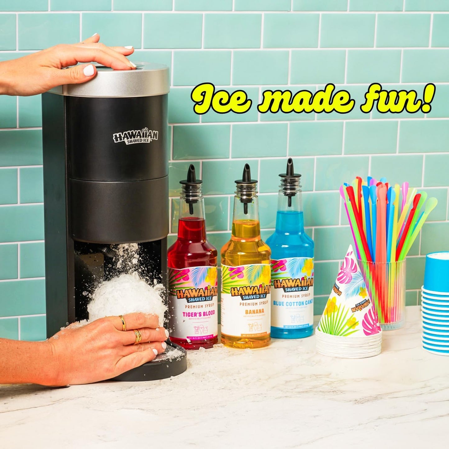 S777 Snow Cone and Shaved Ice Machine with Blade Adjustment Knob and 5 Reusable Plastic Ice Mold Cups. Great for Granitas, Seltzers, Italian Soda and More 120V, Matte Black