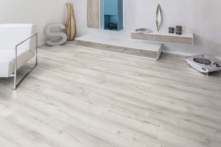 GLANCELAND OAK(4.59sqf/16.08sqf.box)