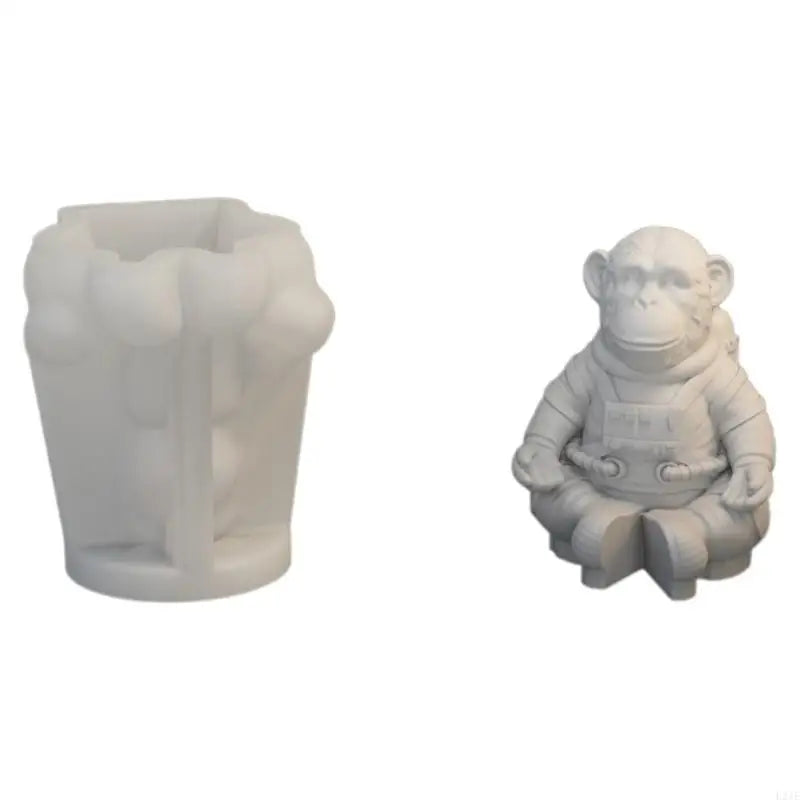 L21E Silicone Mold for Moon Space Figure Easy to Use Silicone Mold for Making Astronautic Crafts Table Decors Ornament