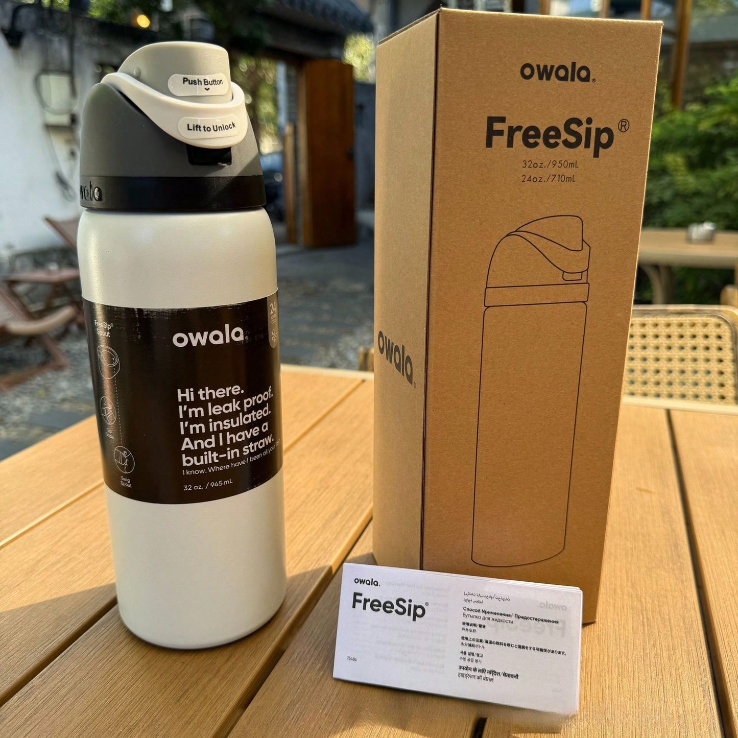 Owala Freesip 32Oz – Urban Outfitters Edition, Flower Crown, Tea Time Pink Hydration Bottle, Pillow Fight Cherry, Candy Coated