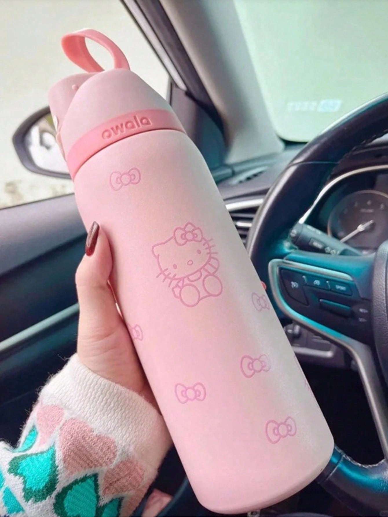 Owala Freesip 32Oz – Urban Outfitters Edition, Flower Crown, Tea Time Pink Hydration Bottle, Pillow Fight Cherry, Candy Coated