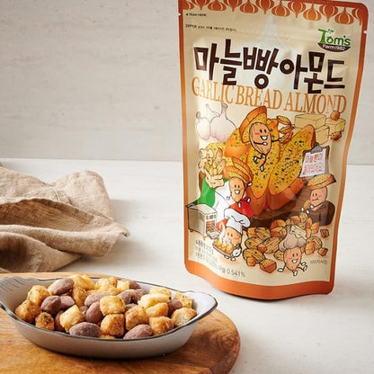[Official Gilim ] Korean Seasoned Garlic Almonds Nut Snack with Galic Bread Chips | School, Work, Travel Snack | Pre-Workout Snack | Asian Snacks (Garlic Bread, 1 X 120 Gram Pack)