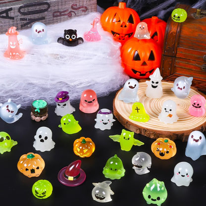 32PCS Halloween Luminous Mini Figures - 32 Styles Glow in the Dark Tiny Resin Miniatures - Pumpkin Skull for Party Favors, Bag Fillers, Garden, Dollhouse Decor