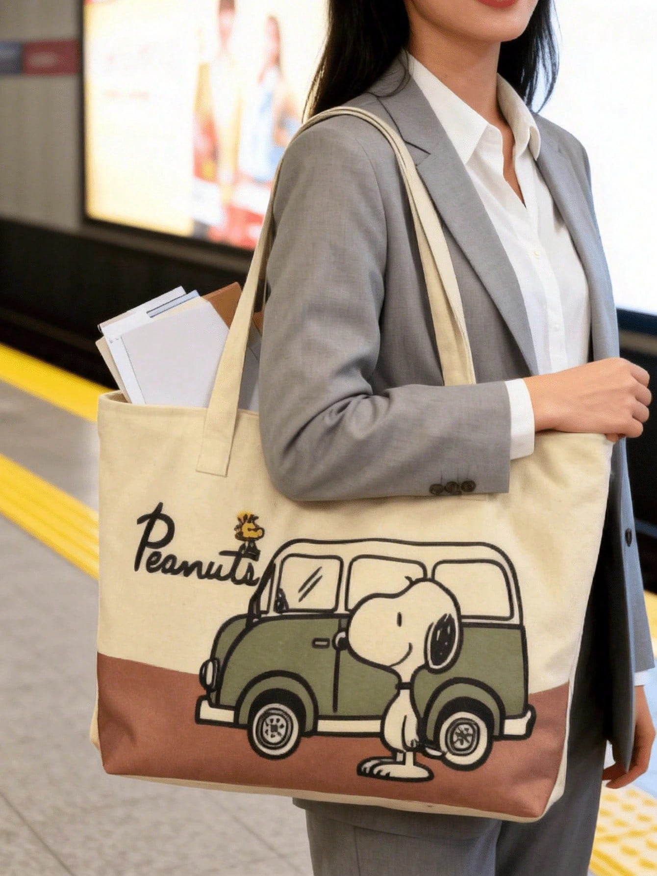 SNOOPY Large Capacity Canvas Tote Bag – Cute Peanuts Shoulder Bag for Work, Shopping & Everyday Use