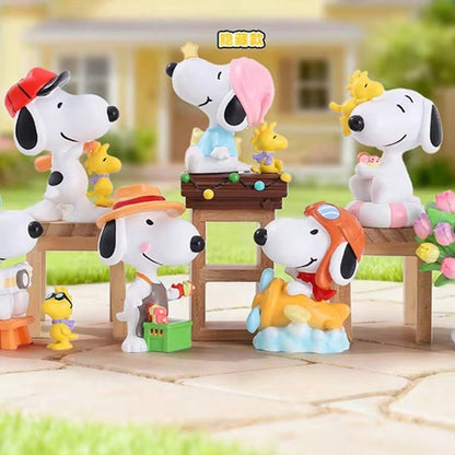 🐾 SNOOPY Vintage Peanuts Handmade Mystery Box – Mini Collectible Figurine (1 Random Style)