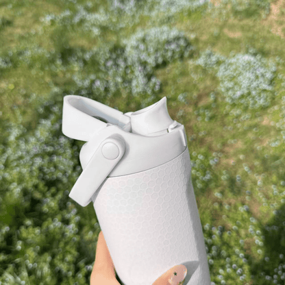 30oz Honeycomb Insulated Water Cup – Leak-Proof Vacuum Tumbler with Dual Drinking Spouts