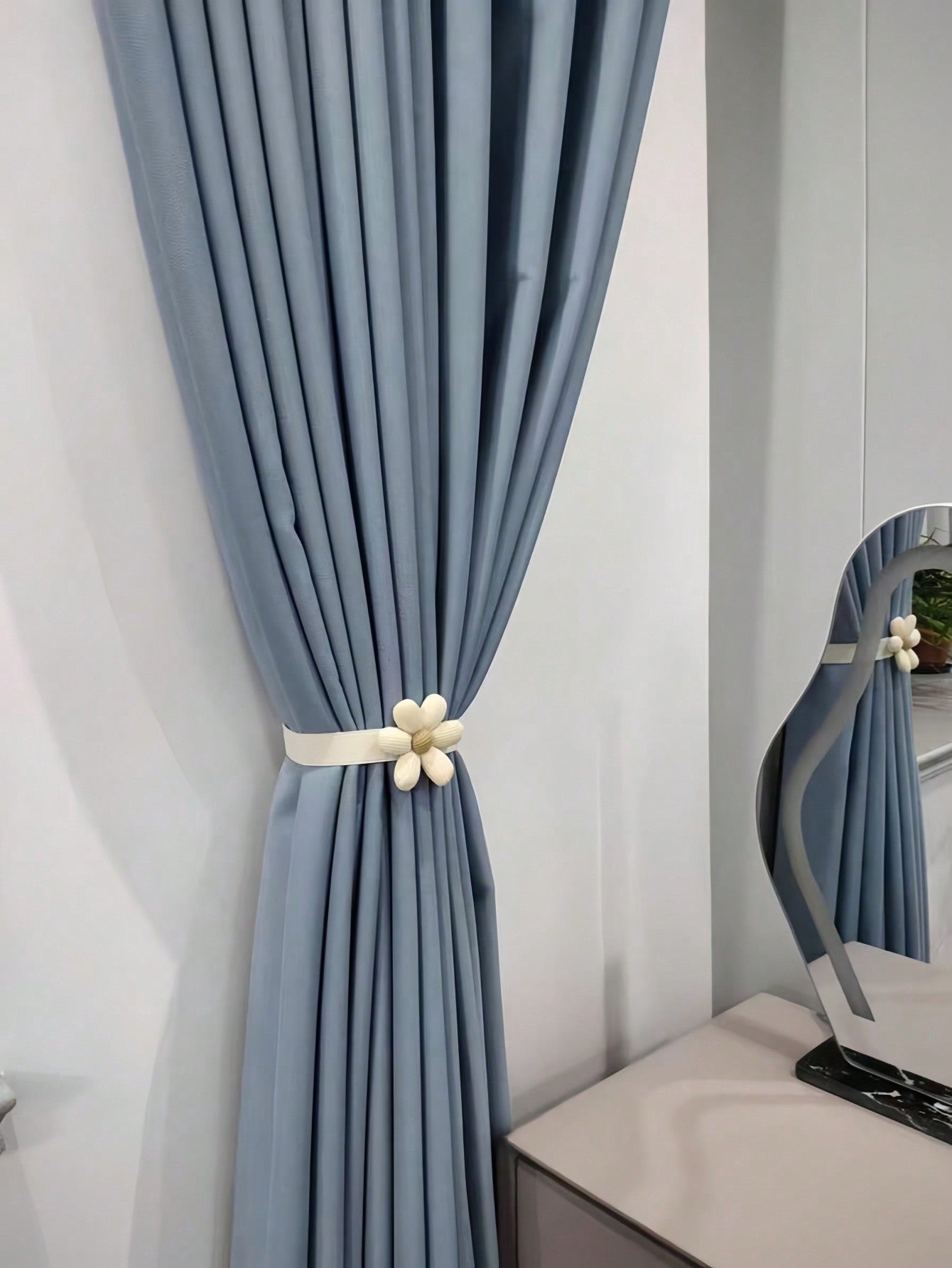 🌼 45cm Floral Curtain Tieback – Decorative Curtain Holdback Rope for Home Décor (1 Piece, White)