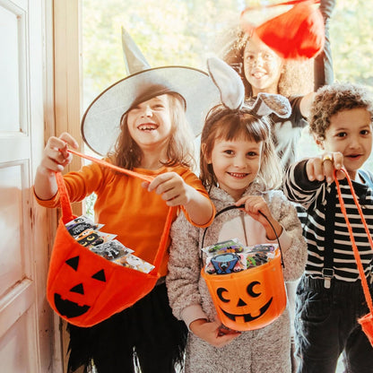 240Pcs Halloween Cellophane Treat Bags Self Adhesive Clear Cookie Bags Self Sealing Transparent Cello Candy Bags Self-Adhesive Plastic Goody Snacks Gift Bags for Halloween Party Favors